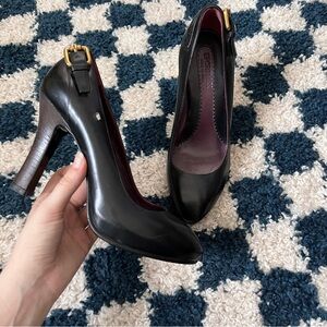 Black leather shoes SPORTMAX heel 38.5